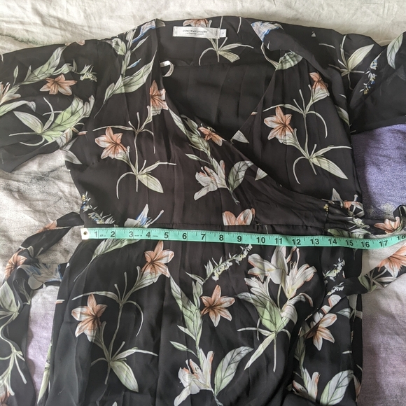 Contemporaine for Simons Wrap Floral Flowy Dress - Picture 8 of 10